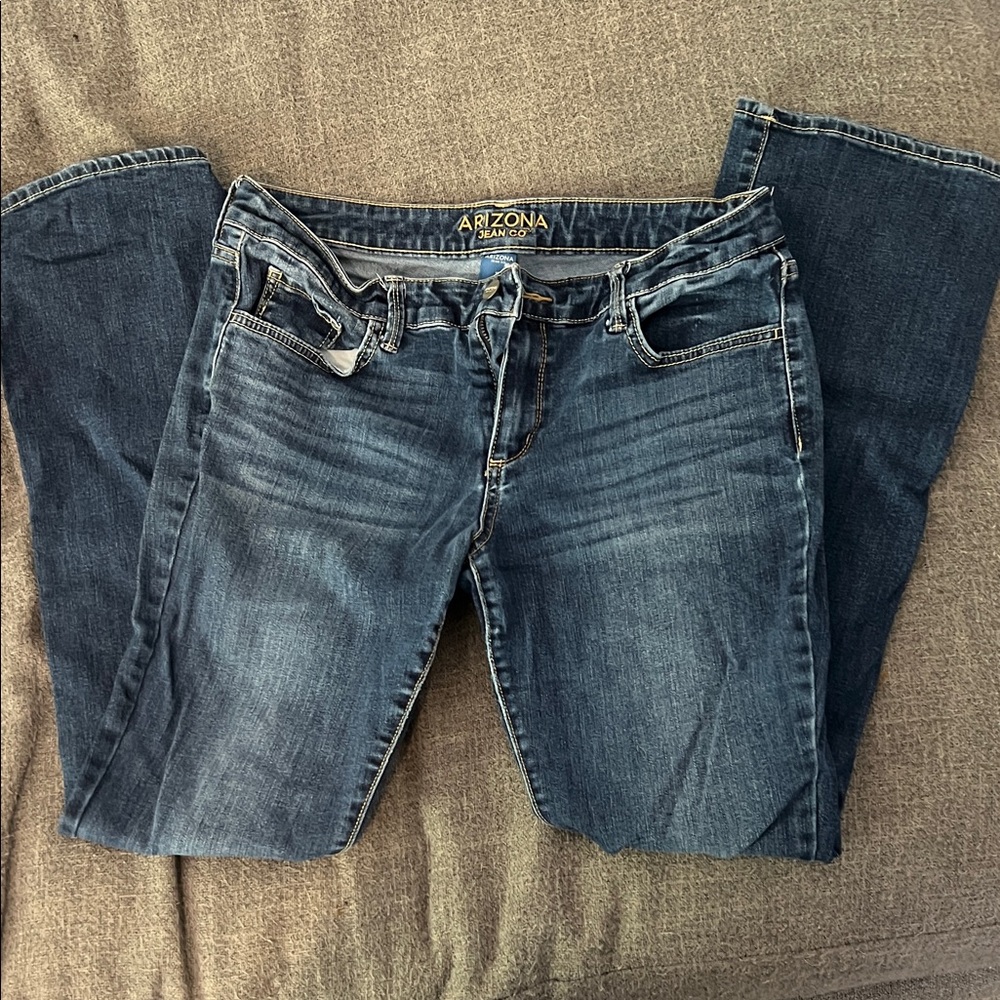 Arizona Jean Company Women's Dark Blue Straight Leg Jeans